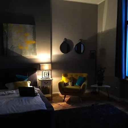 Lella - Pedestrian Zone & Charming Balcony