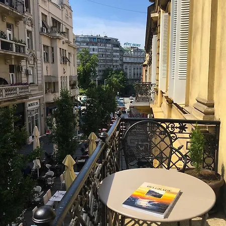 Apartment Lella - Pedestrian Zone & Charming Balcony *